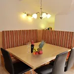 Apartmenthaus Sonnenhang Шладминг