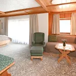 Apartmenthaus Sonnenhang Апартаменты Шладминг